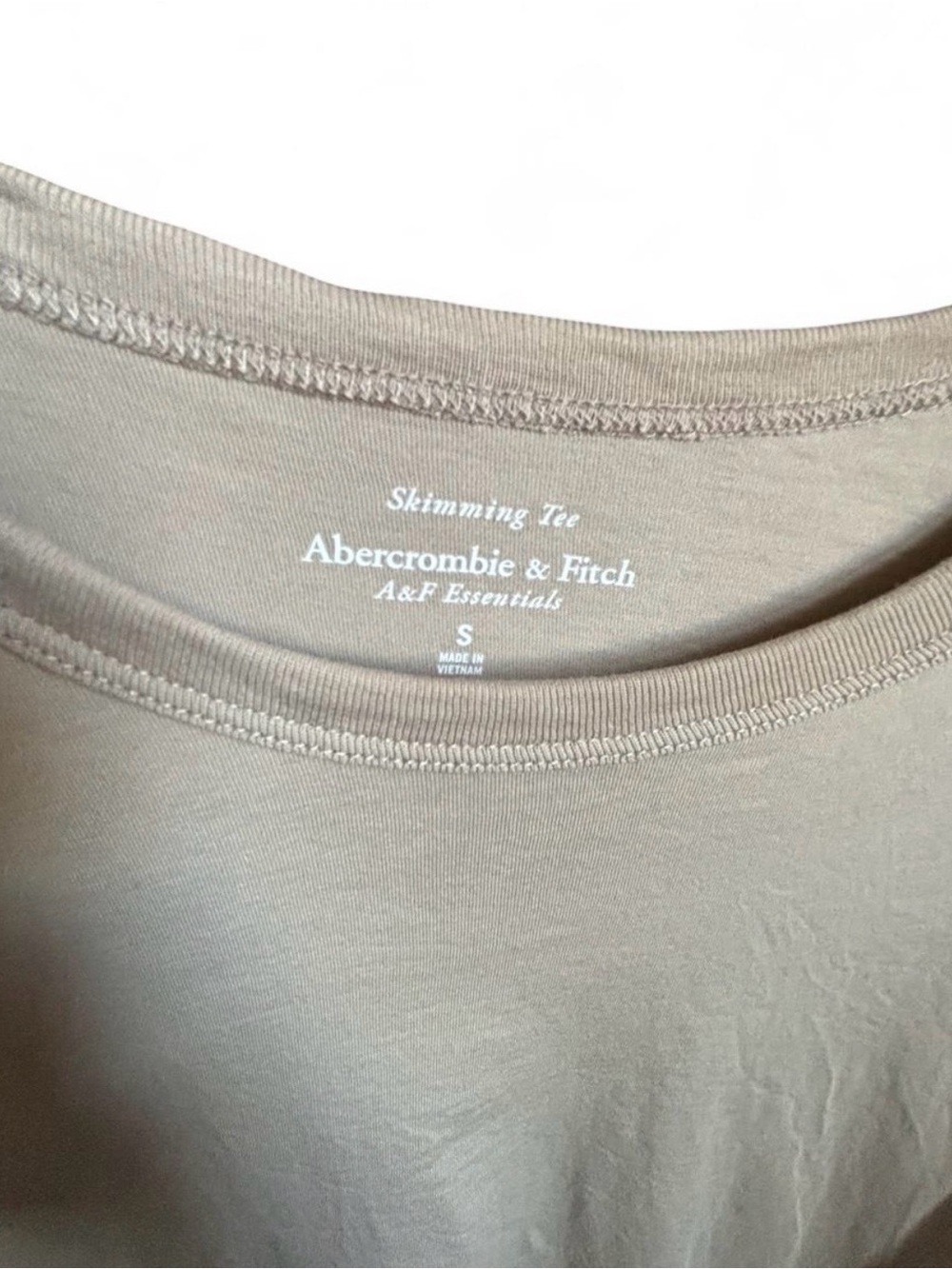 Abercrombie & Fitch Skimming Tee - Taupe